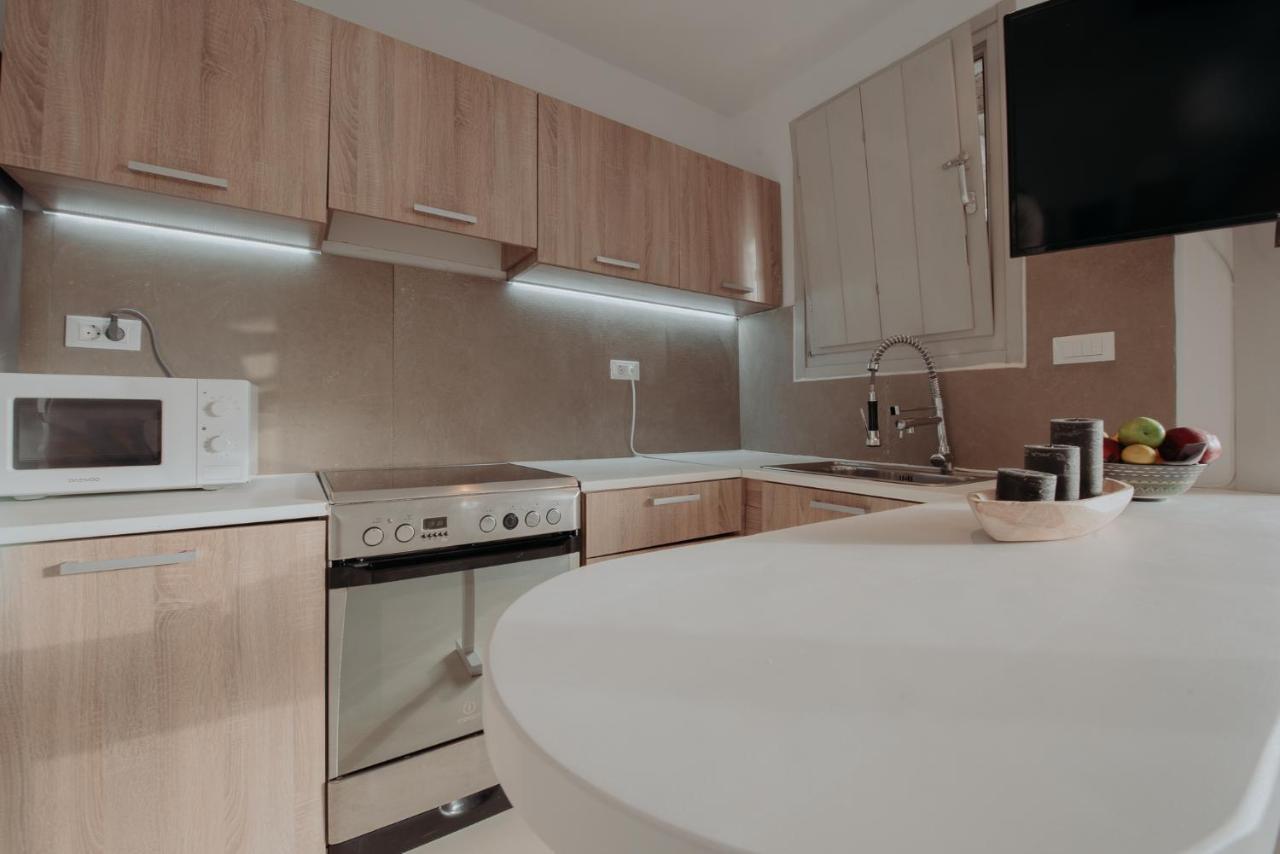 Adel Private Suites Mykonos Town Екстер'єр фото